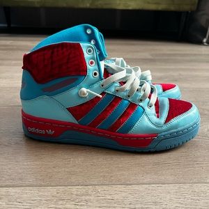 Adidas | Metro Attitude De Lux Velvet